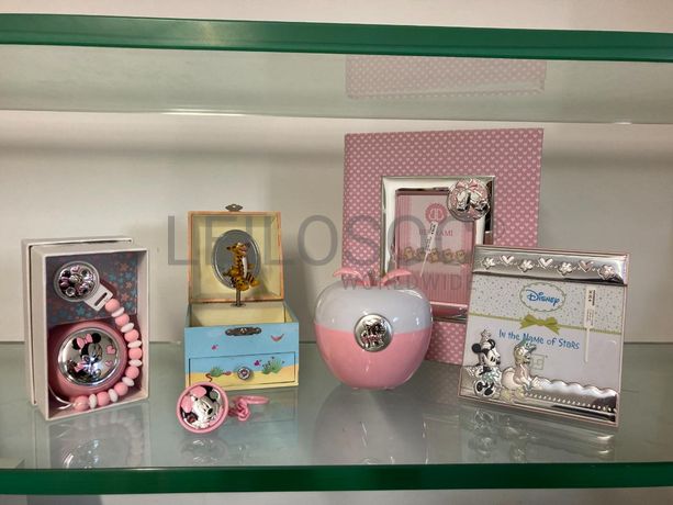 Moldura de Bebé + Porta-chupetas + Caixa de Música + Álbum de Fotografias + Luz de Presença