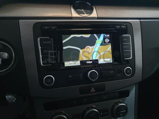 Volkswagen Passat 1.6 TDI · Ano 2012