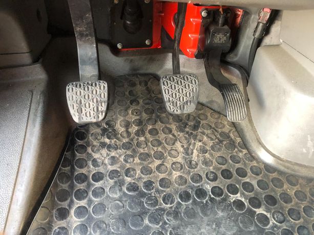 Volkswagen Crafter · Ano 2014