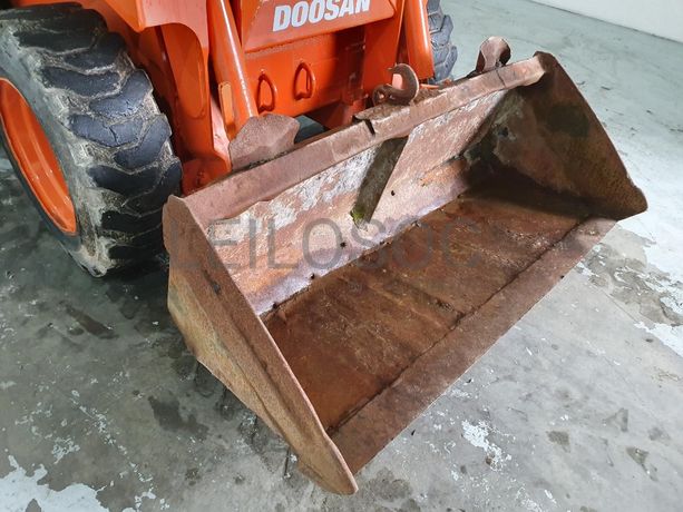 Mini Pá Carregadora Doosan 440 PLUS · Ano 2010