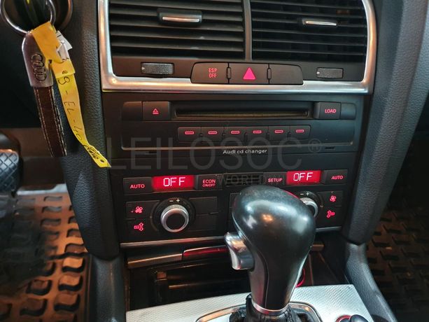 Audi Q7 3.0 TDI quattro · Ano 2007