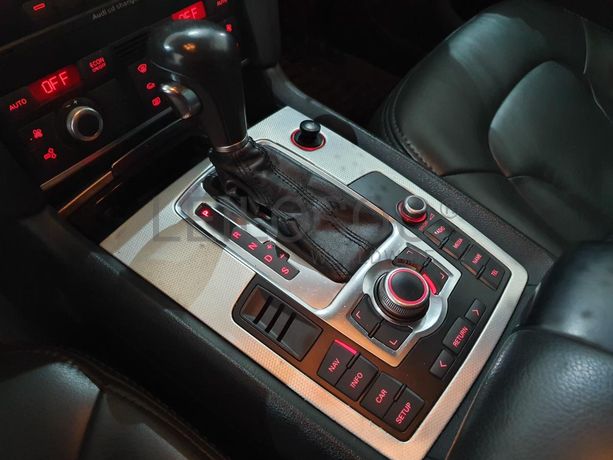 Audi Q7 3.0 TDI quattro · Ano 2007