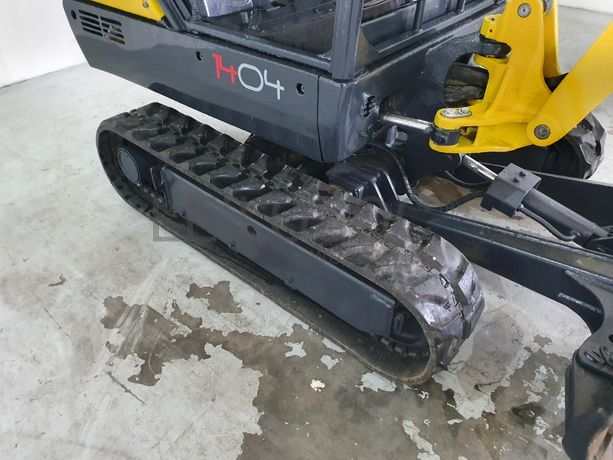 Mini Giratória Wacker Neusan 1404 · Ano 2014