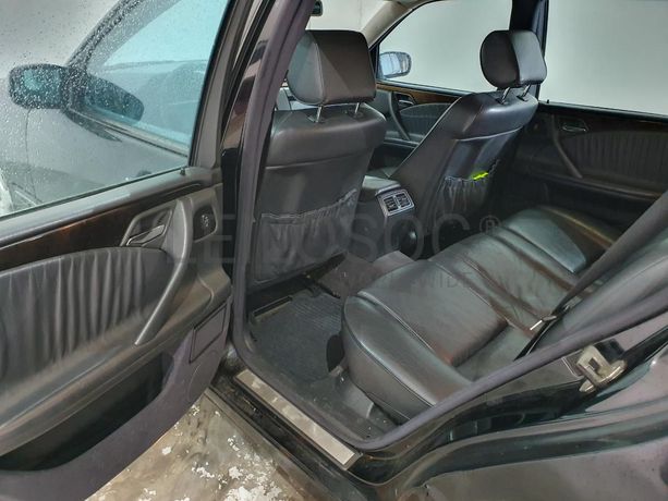 Mercedes-Benz E220 2.2 CDI · Ano 2000