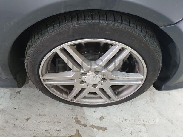 Mercedes- Benz E250 CDI Kit AMG · Ano 2012