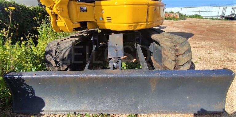 Escavadora Giratória Komatsu PC 30 MR