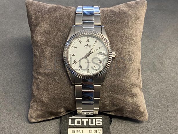 Relógio LOTUS