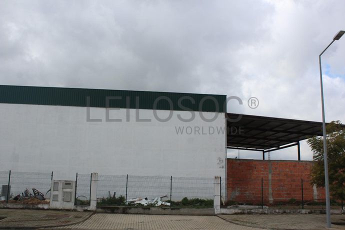 Armazém Industrial · Cuba