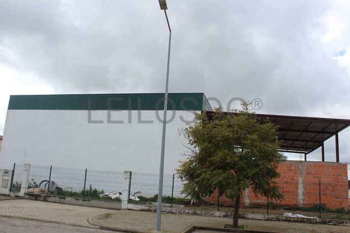 Armazém Industrial · Cuba