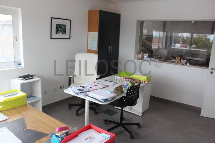 Armazém Industrial · Cuba