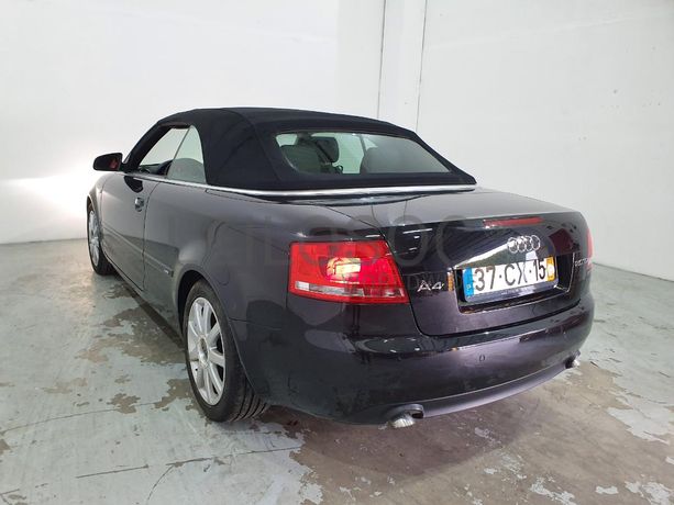 Audi A4 Cabrio 2.0 TDI · Ano 2007