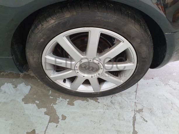 Audi A4 Cabrio 2.0 TDI · Ano 2007