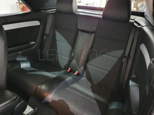 Audi A4 Cabrio 2.0 TDI · Ano 2007