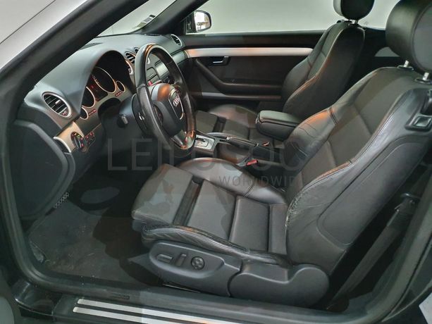 Audi A4 Cabrio 2.0 TDI · Ano 2007