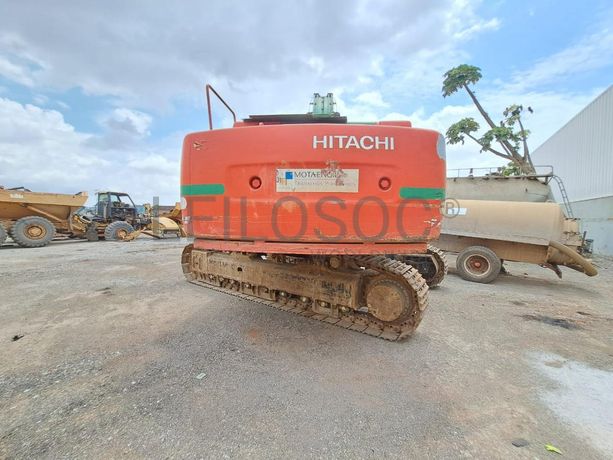 Escavadora - com braço longo - HITACHI ZAXIS 460 LCH
