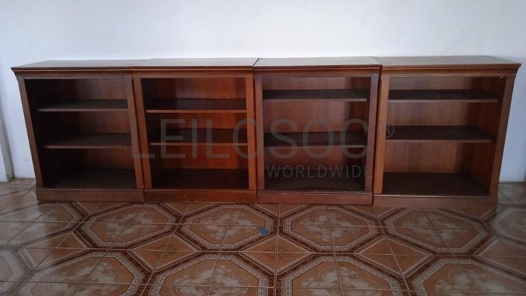 Mobiliário de escritório ·