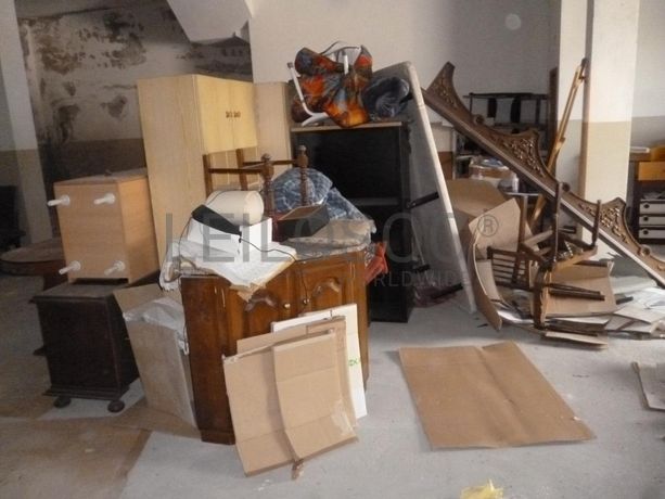 Mobiliário · Material Informático · Diversos