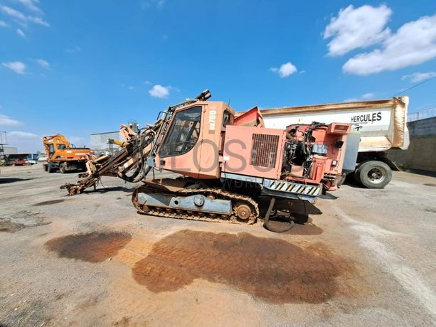 Perfuradora SANDVIK DX 700 · Viana