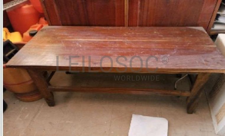 Mobiliário de escritório ·