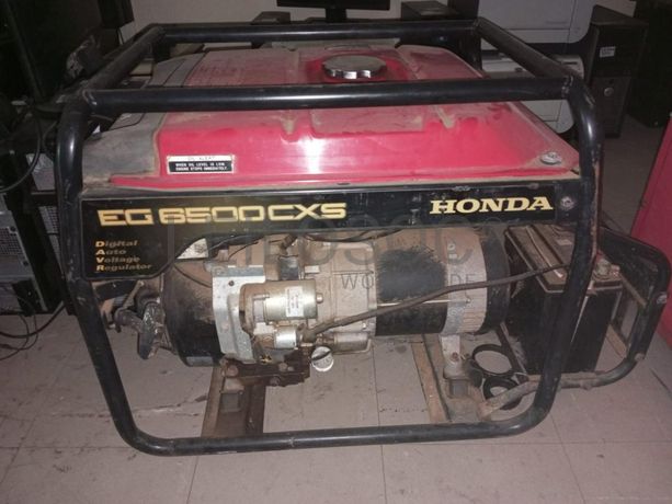 Gerador marca Honda ·
