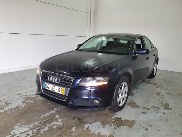 Audi A4 2.0 TDI · Ano 2009