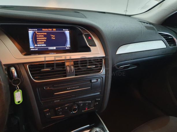 Audi A4 2.0 TDI · Ano 2009