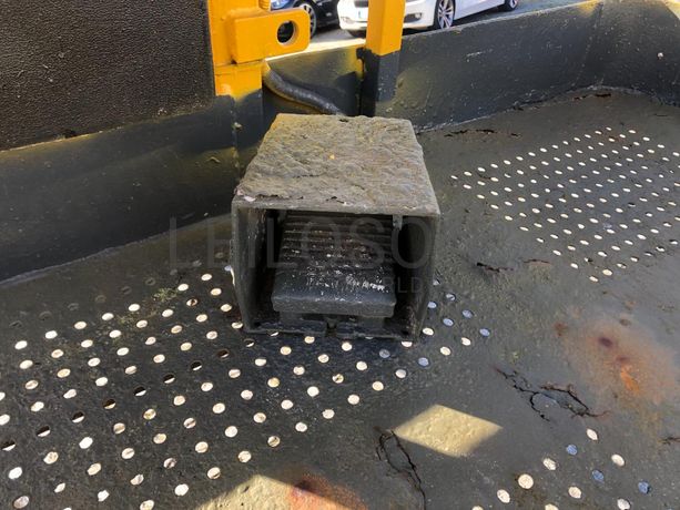 Plataforma Elevatória Haulotte HA 25 TPX · Ano 2007