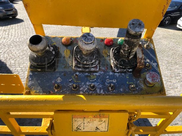 Plataforma Elevatória Haulotte HA 25 TPX · Ano 2007