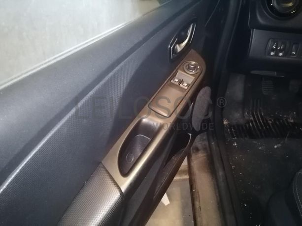 Renault Clio 1.5DCI · Ano 2015