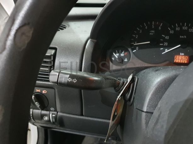 Opel Combo 1.3CDTI 16V · Ano 2008