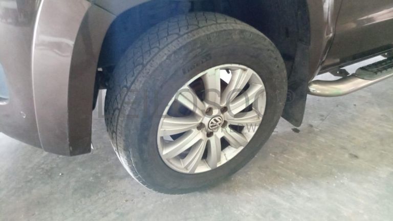 Volkswagen Amarok ·