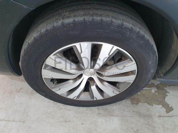 Peugeot 3008 1.6 BlueHDI · Ano 2015