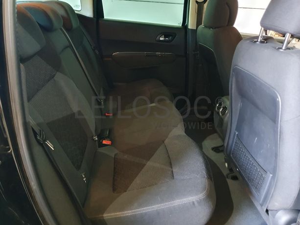 Peugeot 3008 1.6 BlueHDI · Ano 2015