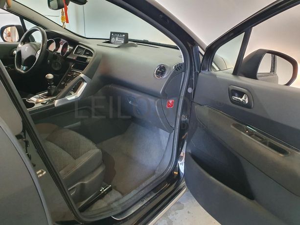 Peugeot 3008 1.6 BlueHDI · Ano 2015