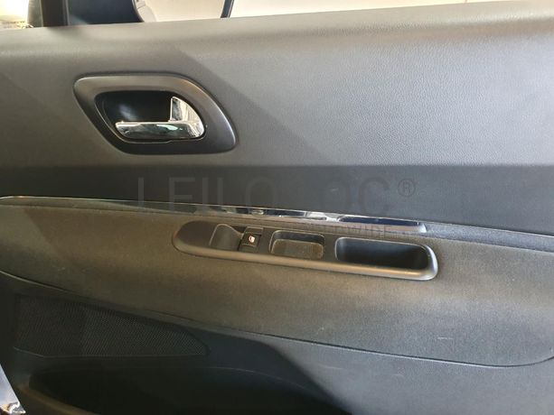 Peugeot 3008 1.6 BlueHDI · Ano 2015