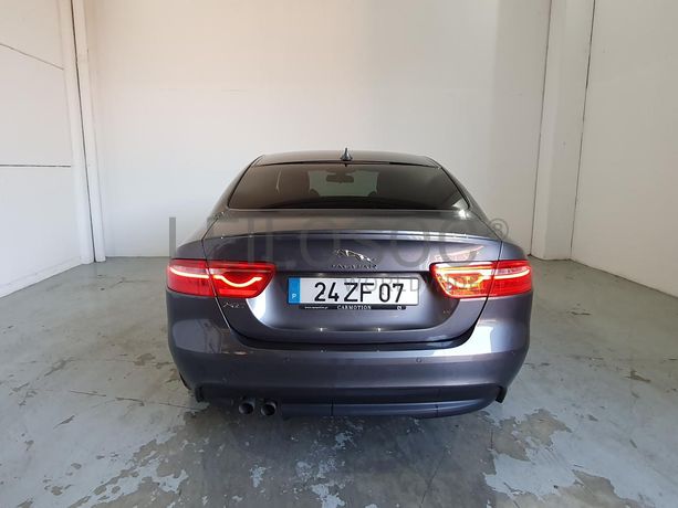 Jaguar XE 2.0D · Ano 2016