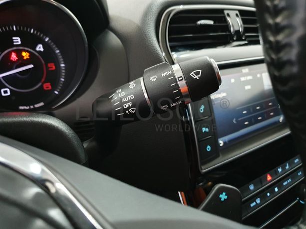 Jaguar XE 2.0D · Ano 2016