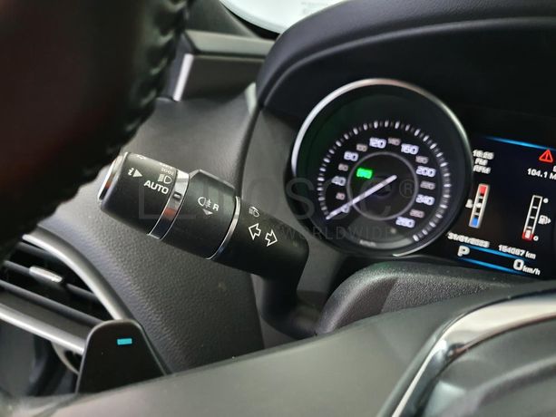 Jaguar XE 2.0D · Ano 2016