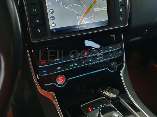 Jaguar XE 2.0D · Ano 2016