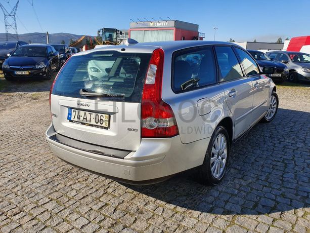 Volvo V50 2.0D · Ano 2005