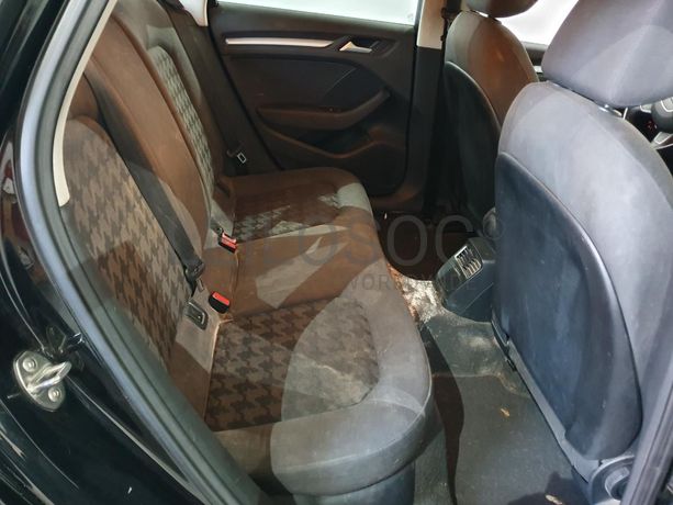 Audi A3 1.6 TDI · Ano 2014