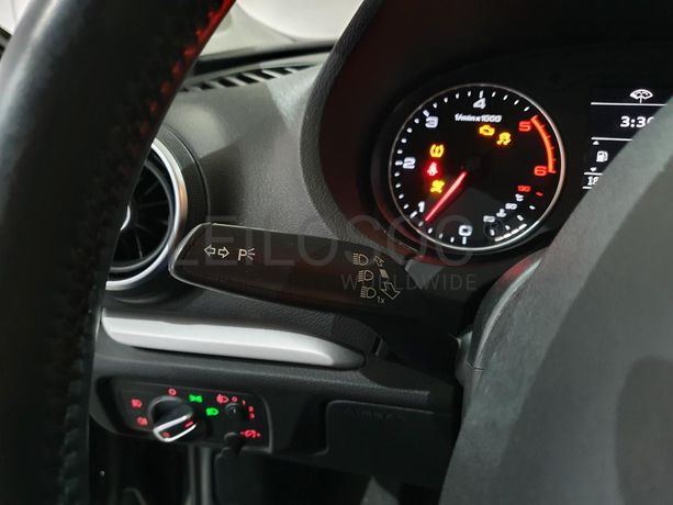 Audi A3 1.6 TDI · Ano 2014