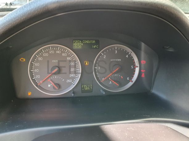 Volvo V50 2.0D · Ano 2005