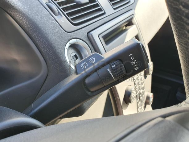 Volvo V50 2.0D · Ano 2005