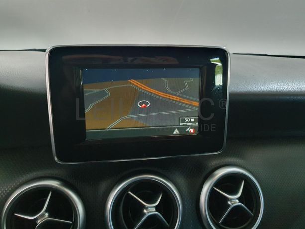 Mercedes-Benz A180 1.5CDI · Ano 2013