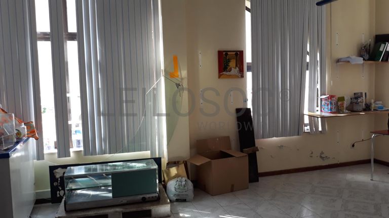 Loja · Torres Novas