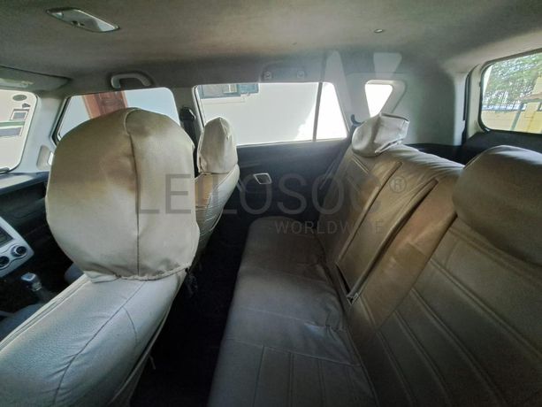 Veículo Zxauto C3 · Viana