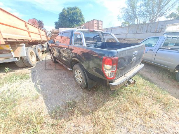 Veículo FORD RANGER · Viana