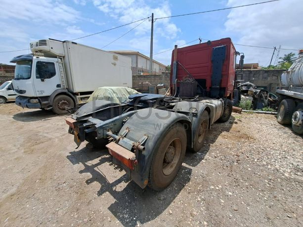Camião Trator 6X4 DAF XF 480 · Viana