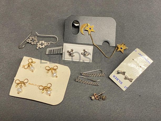 Brincos em prata e outros materiais